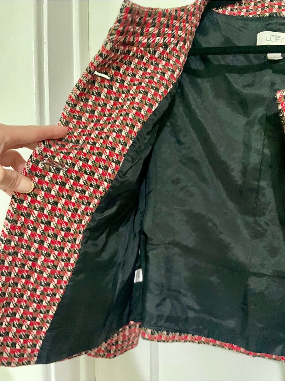 LOFT Vintage Houndstooth Tweed Cropped Blazer - Picture 6 of 8